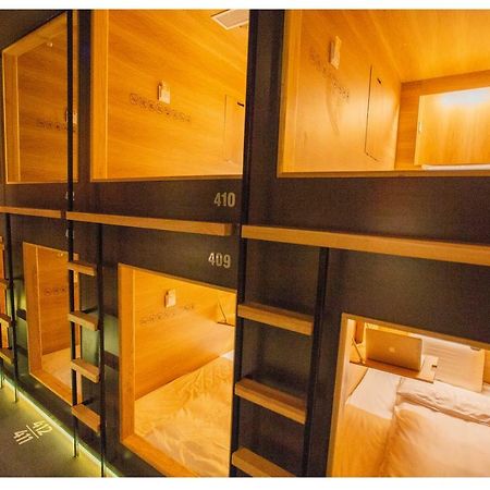 Khan Hoang Capsule Hotel (Adults Only) Hanoi Exterior foto