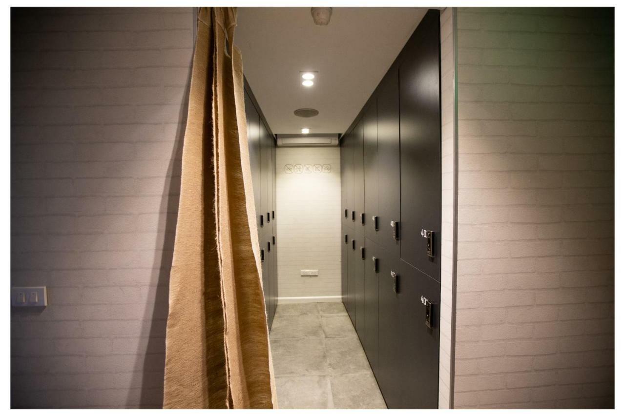 Khan Hoang Capsule Hotel (Adults Only) Hanoi Exterior foto